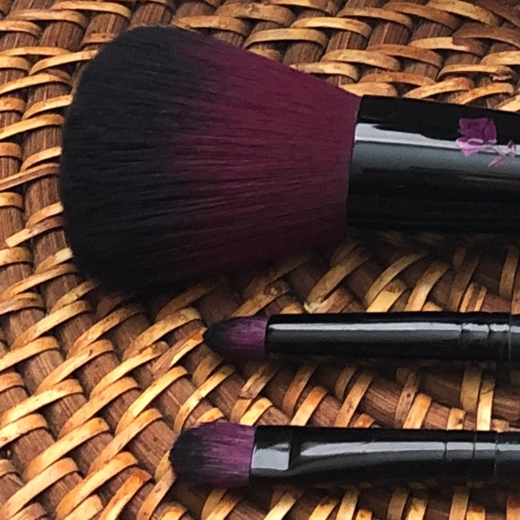 LANCÔME deluxe makeup brushes - Picture 2 of 7